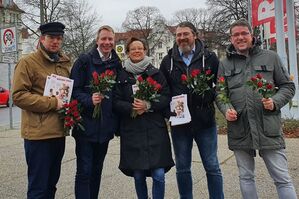 Oliver Görs, Dennis Buchner MdA, Sarah Neumeyer, Roman Kühn, Tobias Hüchtemann (v.l.n.r.)